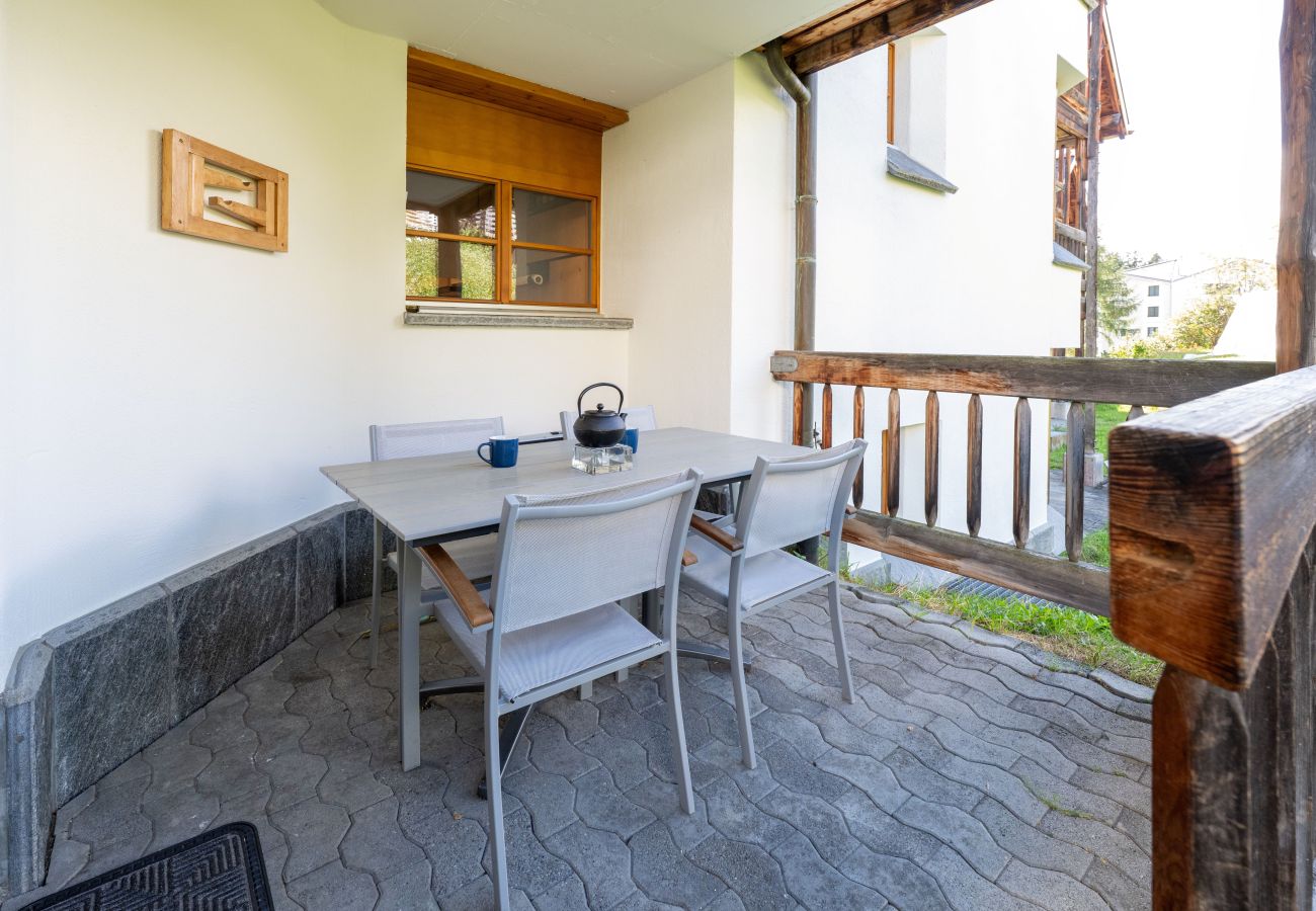 Apartment in Lenzerheide/Lai - Apartment with hotel spa and pool