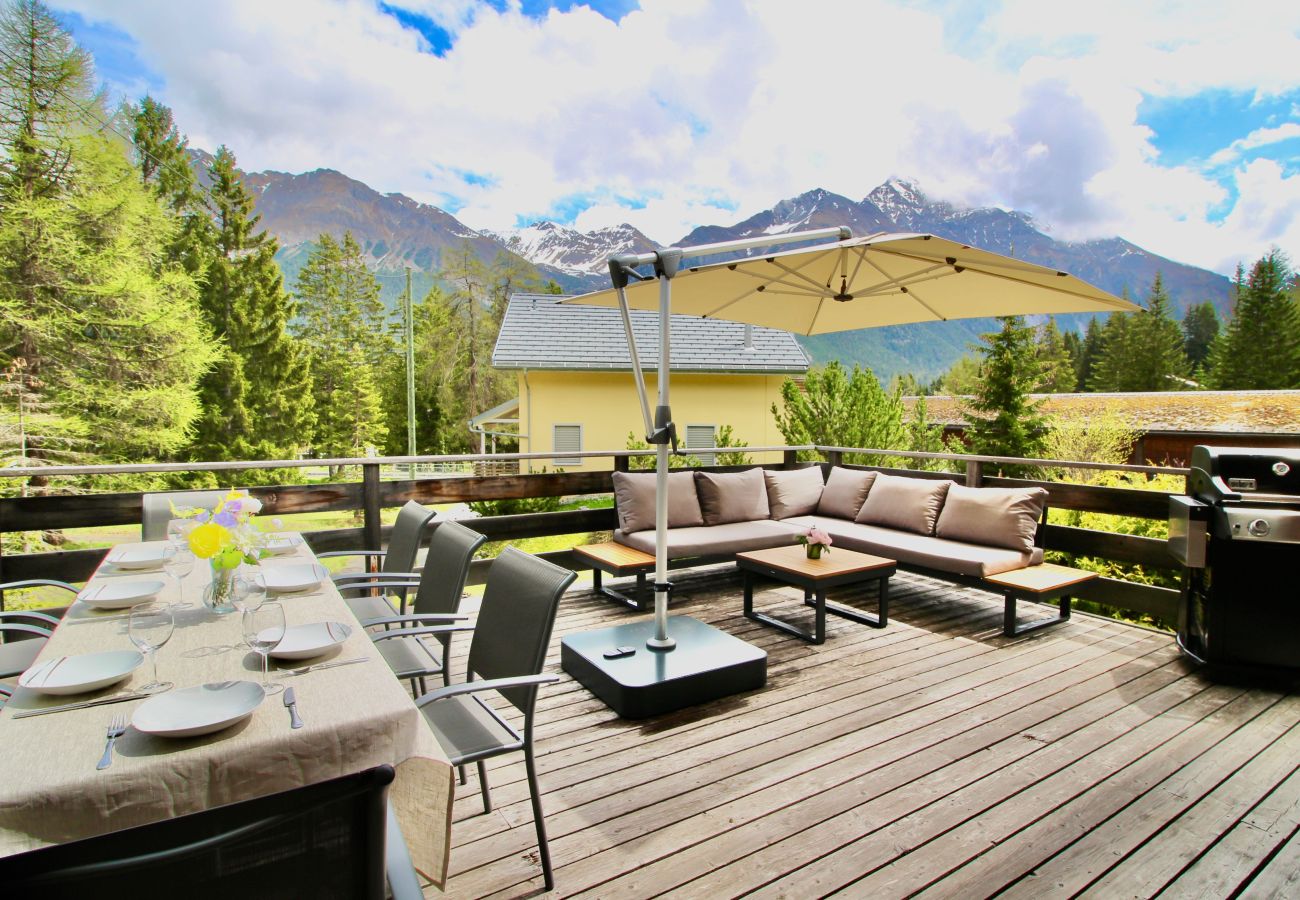 House in Lenzerheide/Lai - Holiday home Tgantieni Ski-in Ski-out-Lenzerheide