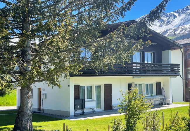 Apartment in Valbella - Ski in Ski out Family accommodation Chesa Katja Lenzerheide