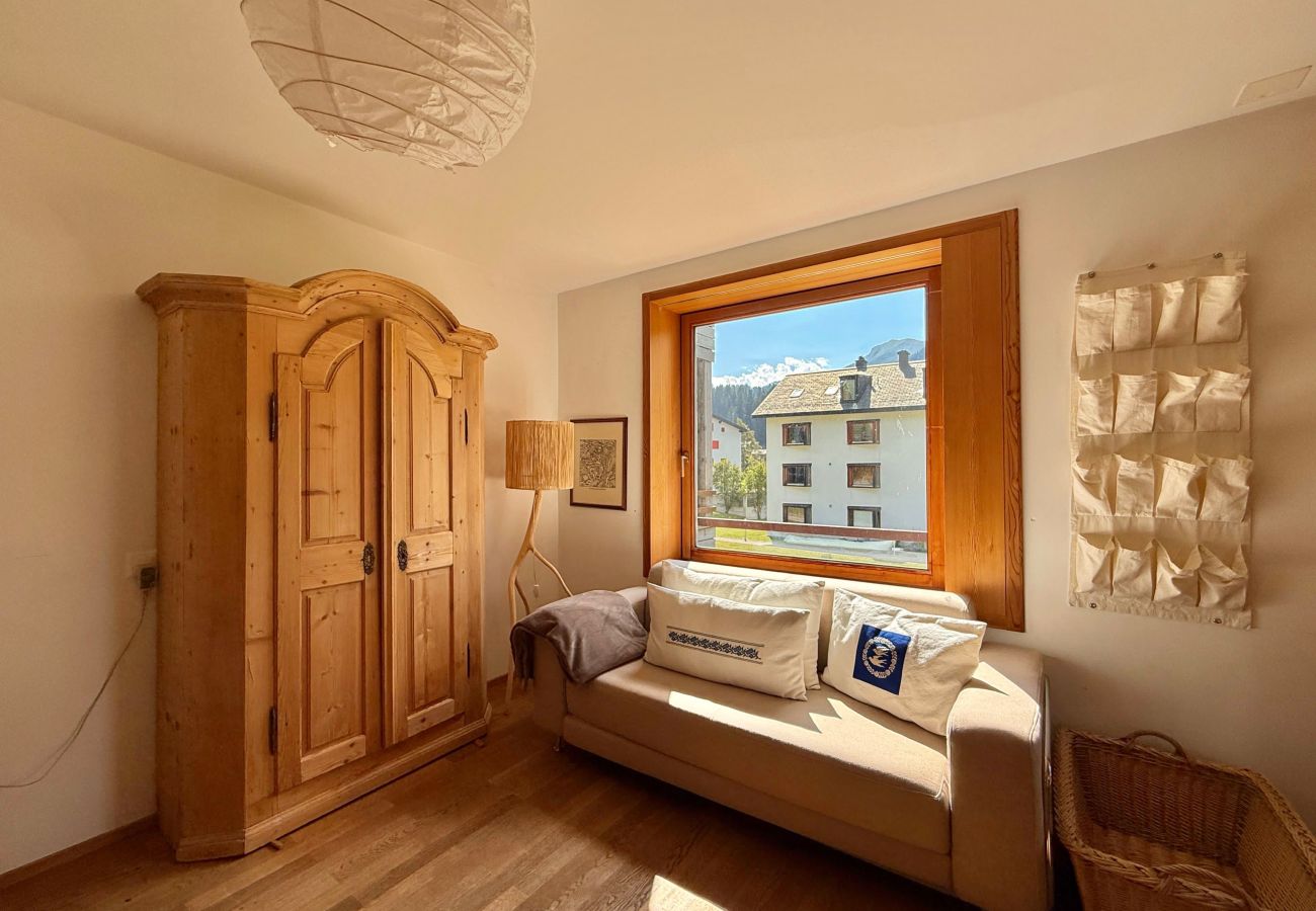 Apartment in Parpan - Family accommodation Oberbergstrassse for 5 persons Parpan