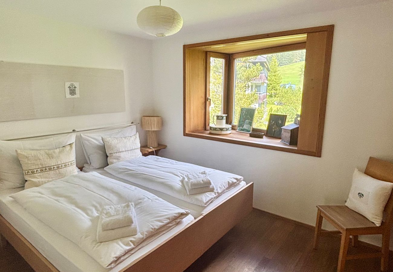 Apartment in Parpan - Family accommodation Oberbergstrassse for 5 persons Parpan