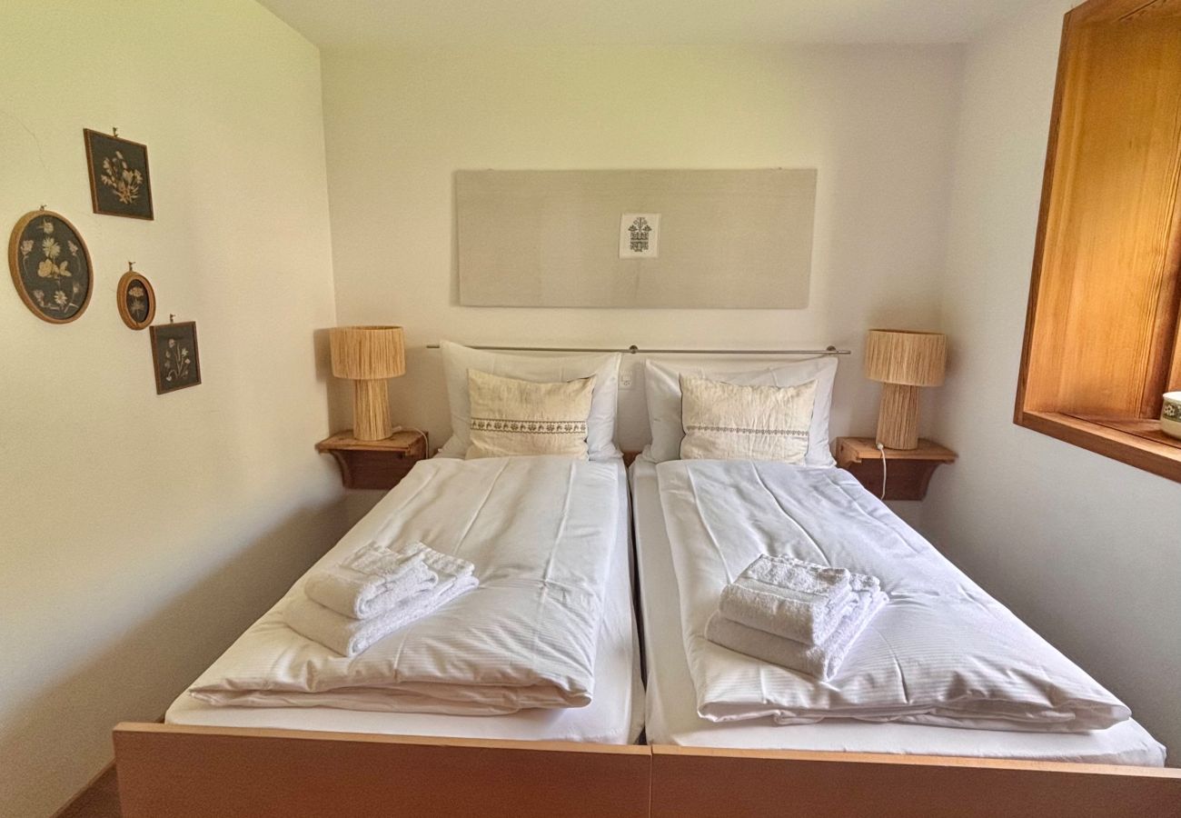 Apartment in Parpan - Family accommodation Oberbergstrassse for 5 persons Parpan