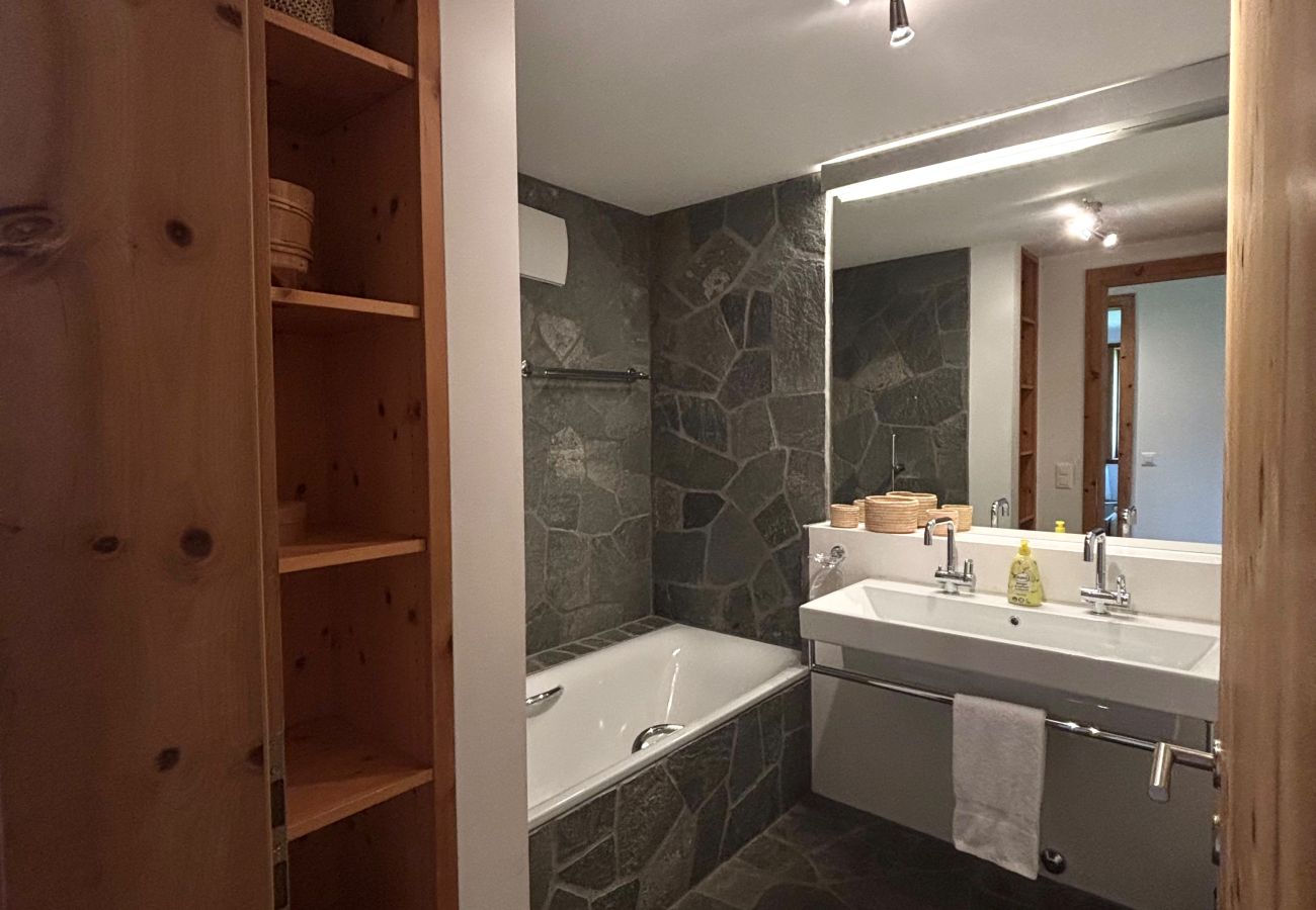 Apartment in Parpan - Family accommodation Oberbergstrassse for 5 persons Parpan