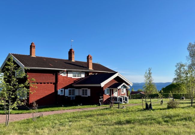 House in Rättvik - Spacious country house with private sauna