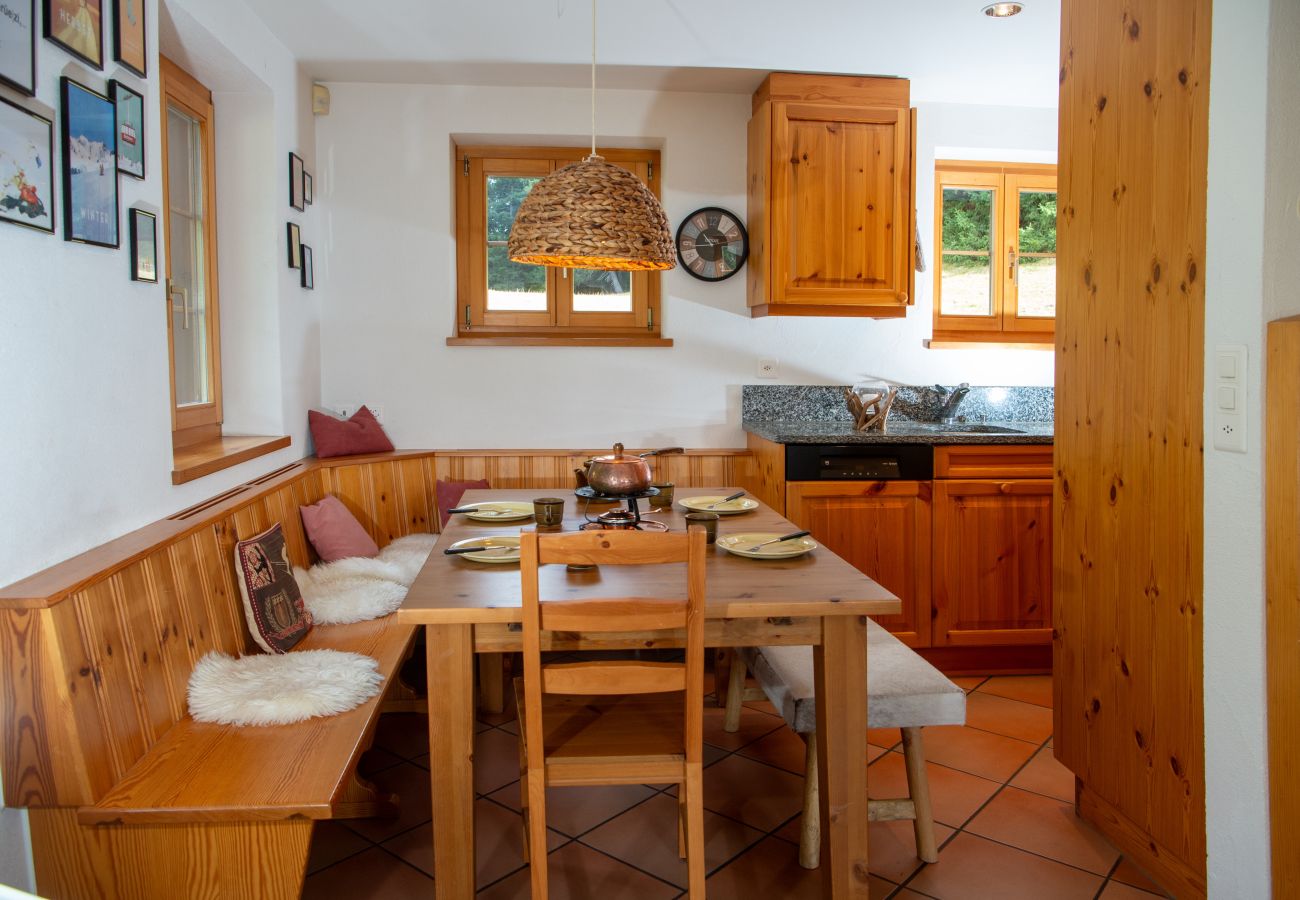 House in Lenzerheide/Lai - Ski-in & Ski-out Alpine Hut-Maizäss Acla Pala Lenzerheide