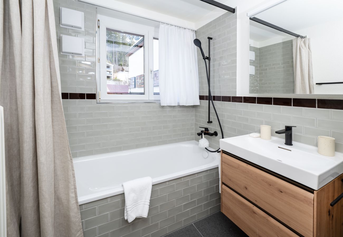 Apartment in Vaz/Obervaz - 5.5-room apartment Bergcafé Aurora Lenzerheide