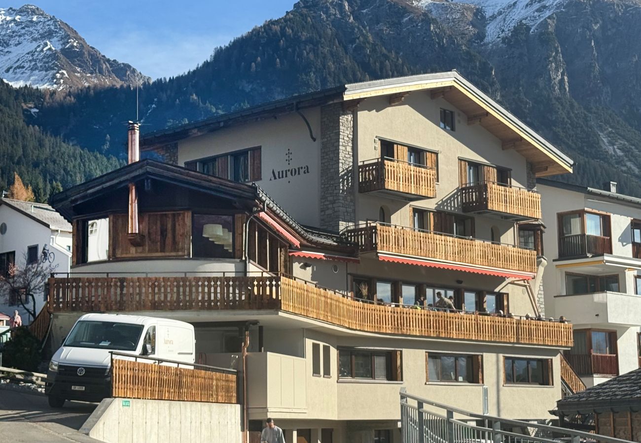 Apartment in Vaz/Obervaz - 5.5-room apartment Bergcafé Aurora Lenzerheide