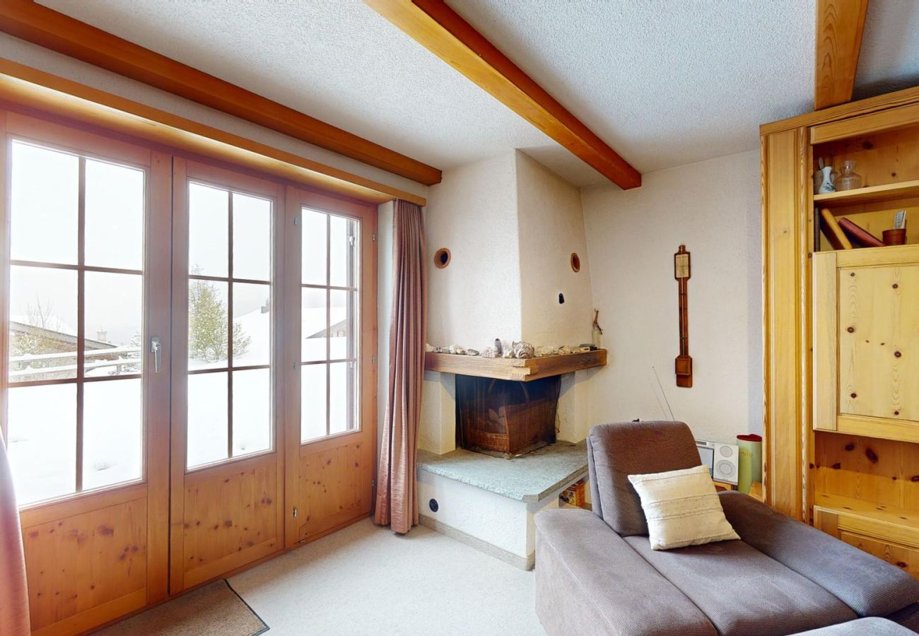 Apartment in Lantsch/Lenz -  3.5-room apartment in a sunny location in Lantsch-Lenzerheide