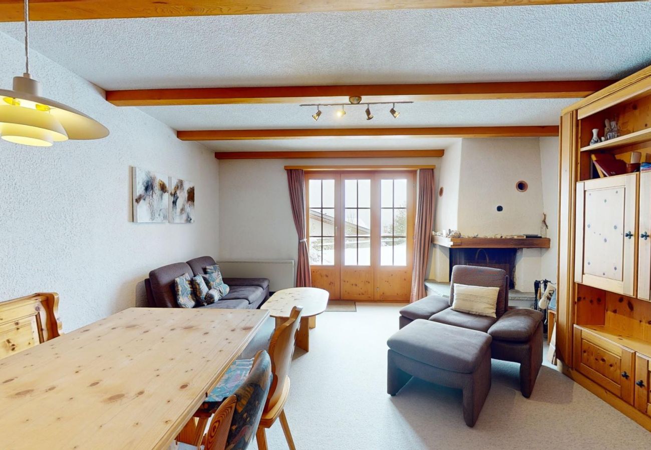 Apartment in Lantsch/Lenz -  3.5-room apartment in a sunny location in Lantsch-Lenzerheide