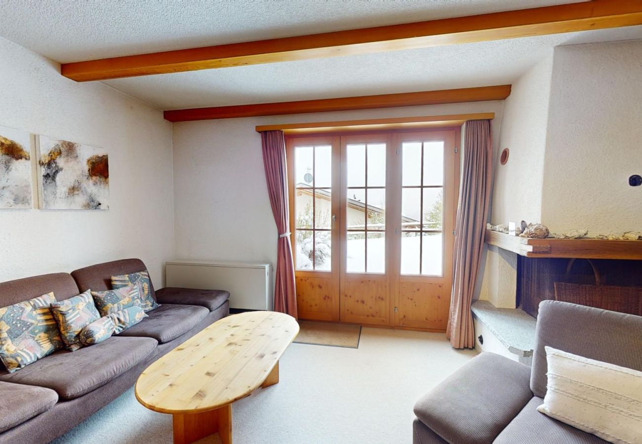 Apartment in Lantsch/Lenz -  3.5-room apartment in a sunny location in Lantsch-Lenzerheide