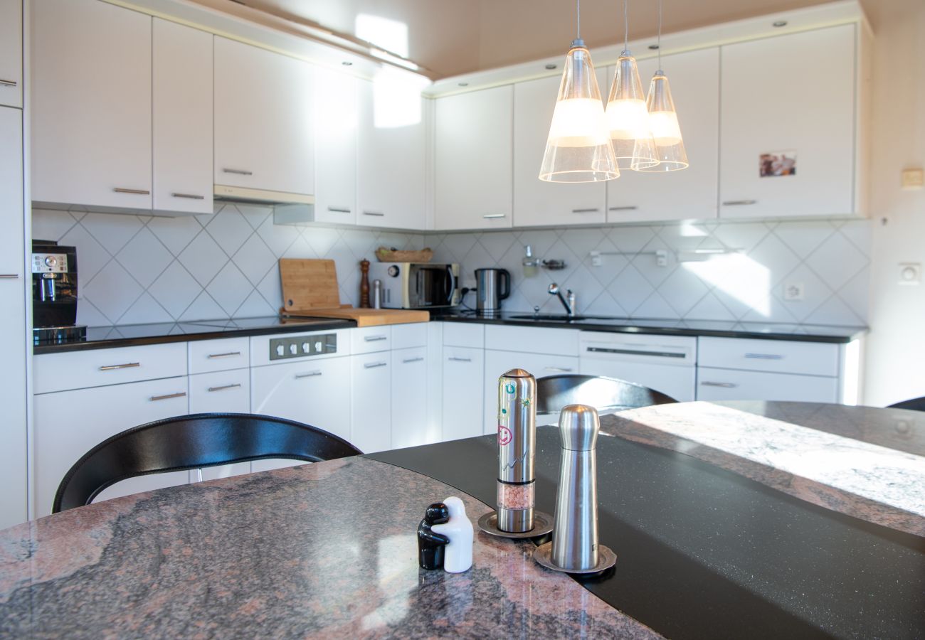 Apartment in Lantsch/Lenz - Lantsch-Lenz Attic Apartment for 7 People Crauna