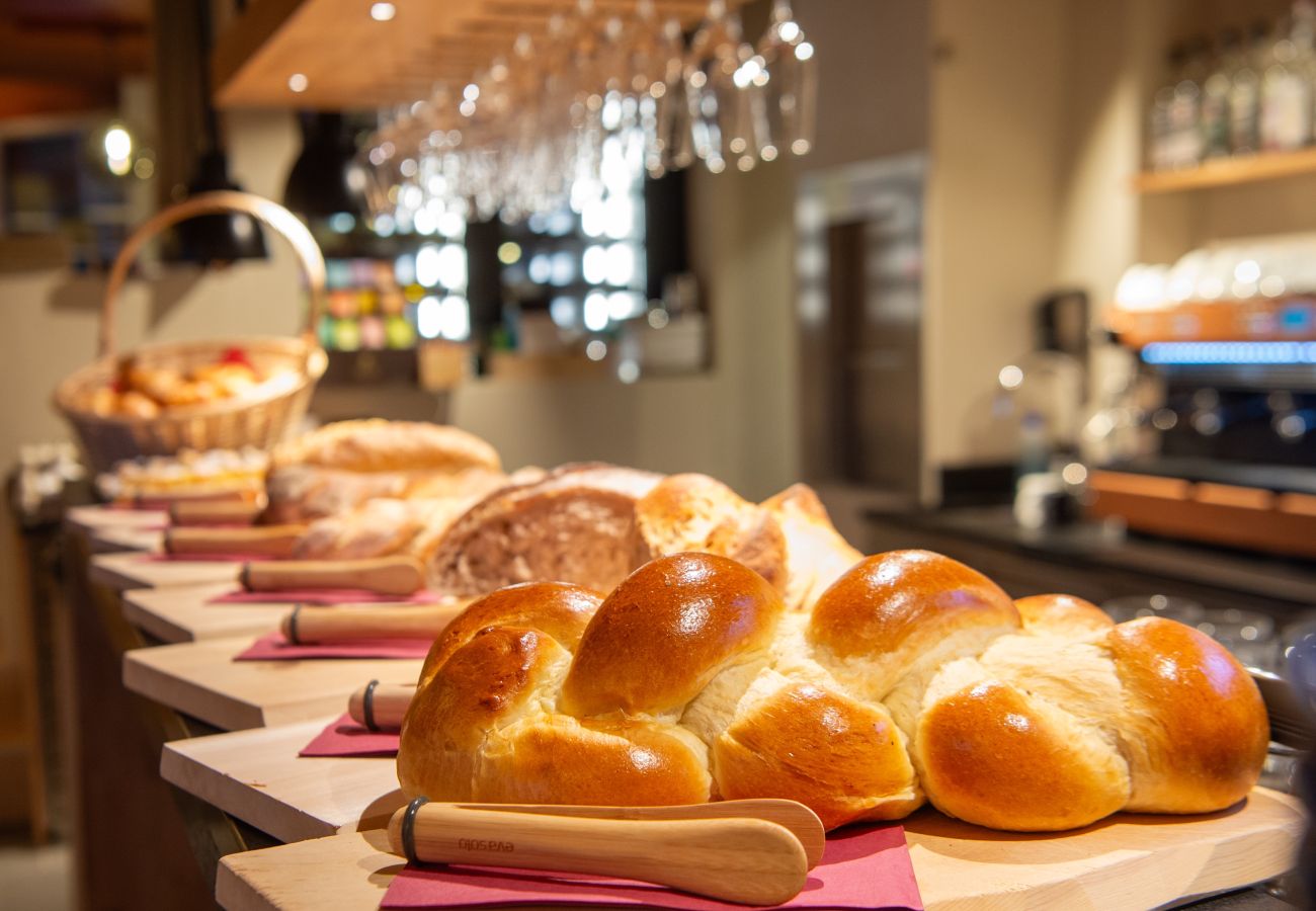 Studio in Lenzerheide/Lai - Design studio near the slopes Lenzerheide