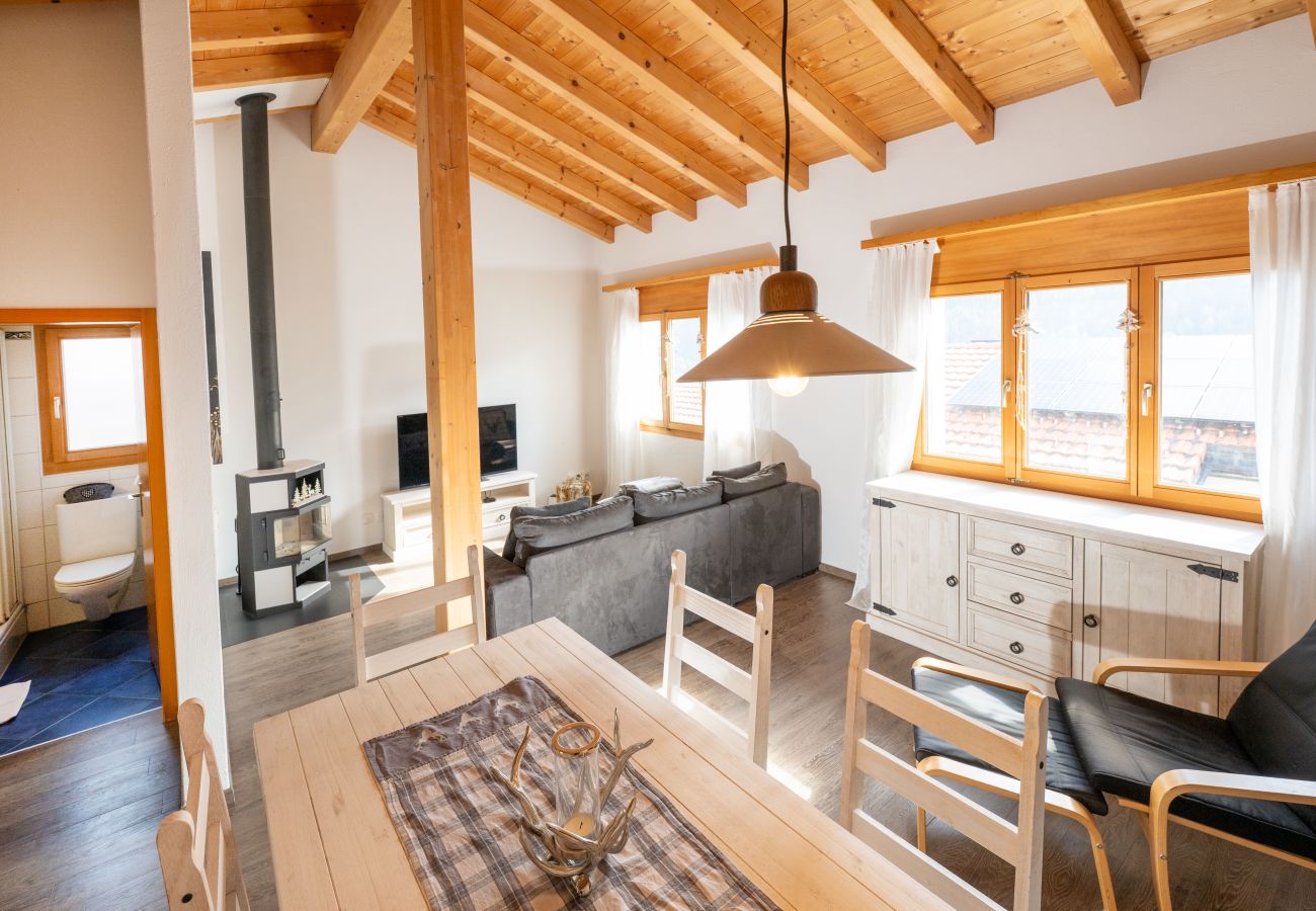 House in Malix - Malix: Apartment with Fireplace & Mountain View