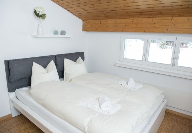 Ferienwohnung in Valbella - Ferienwohnung Canols für 6 Personen Valbella-Lenzerheide Ferienwohnung in Valbella - Ferienwohnung Canols für 6 Personen Valbella-Lenzerheide