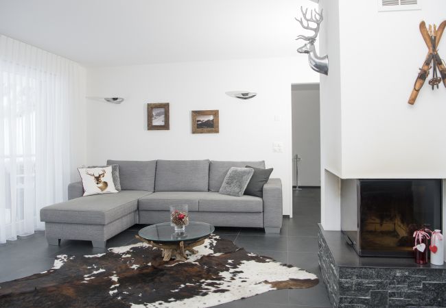 Ferienwohnung in Parpan - Ski in-Ski out Ferienwohnung Heimberg in Parpan- Lenzerheide Ferienwohnung in Parpan - Ski in-Ski out Ferienwohnung Heimberg in Parpan- Lenzerheide