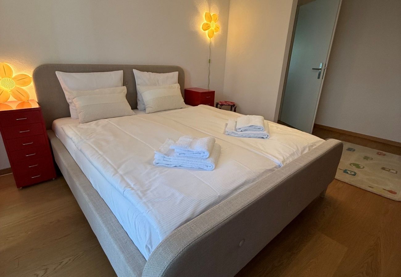 Ferienwohnung in Lantsch/Lenz - Familien-Ski-Oase mit Bergblick