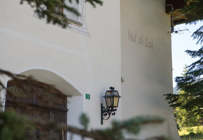 Ferienwohnung in Lenzerheide/Lai - Ferienwohnung mit Jacuzzi für 6 Personen-Lenzerheide Ferienwohnung in Lenzerheide/Lai - Ferienwohnung mit Jacuzzi für 6 Personen-Lenzerheide