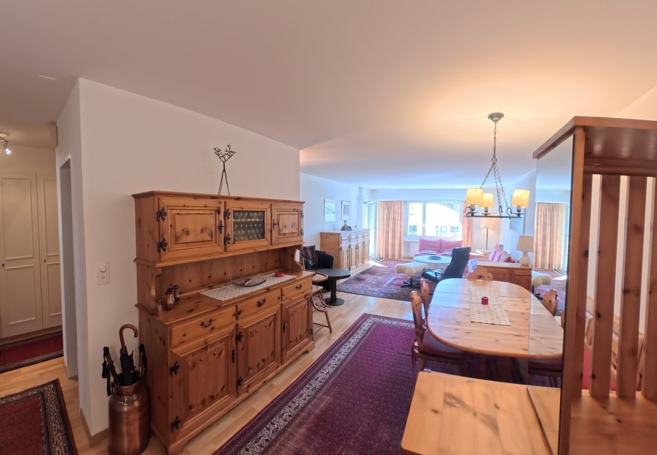 Ferienwohnung in Lenzerheide/Lai - Zentrale Basis für Bike & Ski