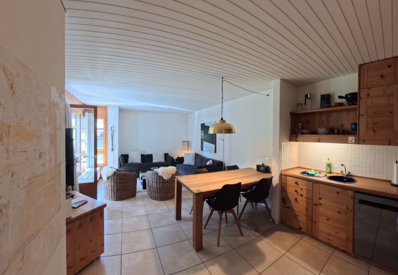 Ferienwohnung in Lenzerheide/Lai - Wellness-Apartment mit Pool & Terrasse