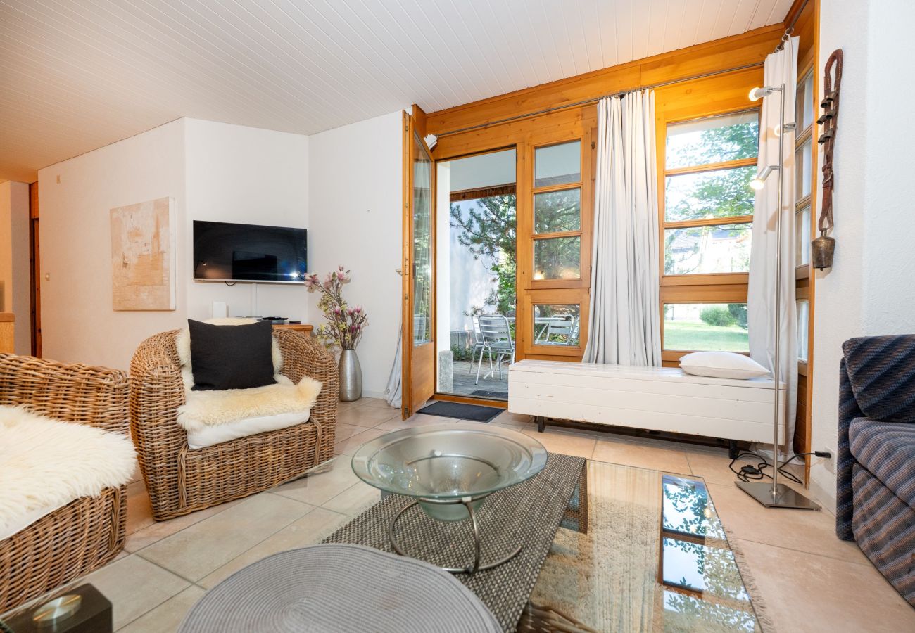 Ferienwohnung in Lenzerheide/Lai - Wellness-Apartment mit Pool & Terrasse