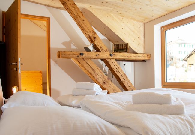 Ferienhaus in Riom - Berghaus Sulada Riom Graubünden Ferienhaus in Riom - Berghaus Sulada Riom Graubünden