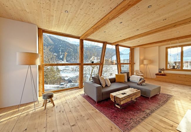 Ferienhaus in Riom - Berghaus Sulada Riom Graubünden Ferienhaus in Riom - Berghaus Sulada Riom Graubünden
