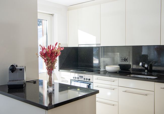 Ferienwohnung in Valbella - Ferienwohnung mit privatem Jacuzzi für 4 Personen Casoja Lenzerheide Ferienwohnung in Valbella - Ferienwohnung mit privatem Jacuzzi für 4 Personen Casoja Lenzerheide