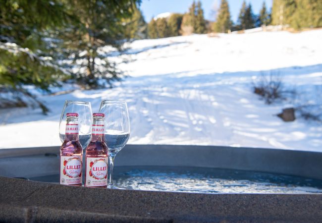 Ferienwohnung in Valbella - Ferienwohnung mit privatem Jacuzzi für 4 Personen Casoja Lenzerheide Ferienwohnung in Valbella - Ferienwohnung mit privatem Jacuzzi für 4 Personen Casoja Lenzerheide