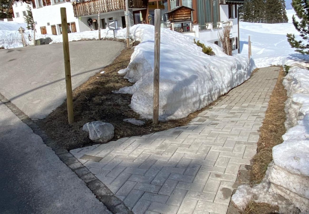 Ferienwohnung in Valbella - Ferienunterkunft für 3 Personen Sartons-Lenzerheide