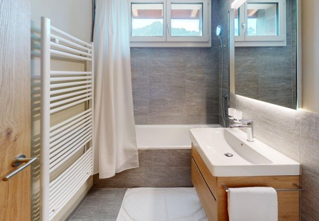 Ferienwohnung in Valbella - Briza für 6 Personen Haus Barlangia - Lenzerheide Ferienwohnung in Valbella - Briza für 6 Personen Haus Barlangia - Lenzerheide