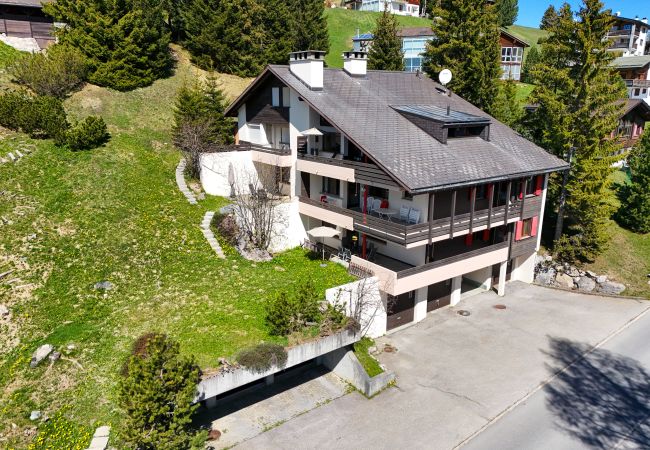 Ferienwohnung in Valbella - Briza für 6 Personen Haus Barlangia - Lenzerheide Ferienwohnung in Valbella - Briza für 6 Personen Haus Barlangia - Lenzerheide