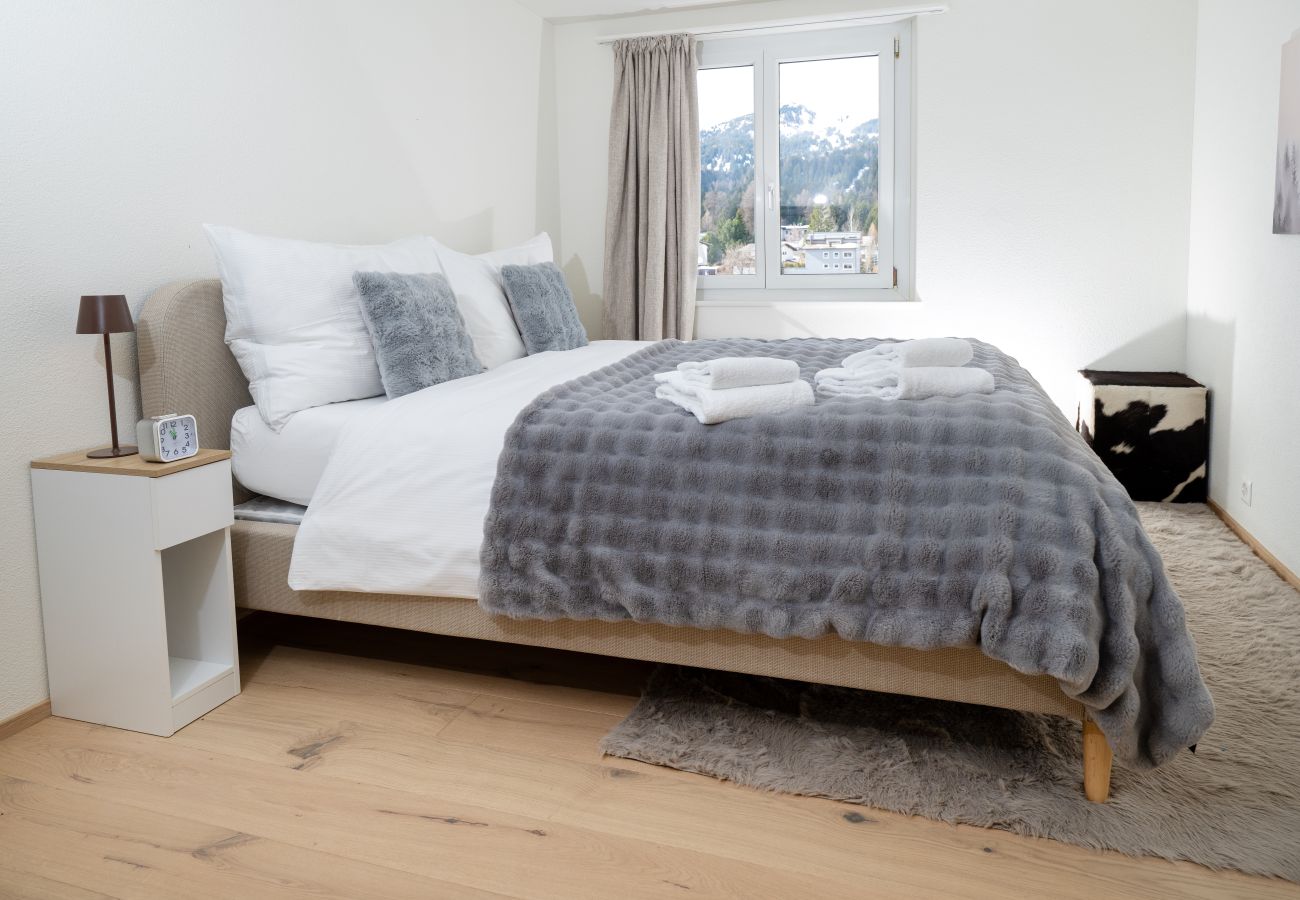 Ferienwohnung in Vaz/Obervaz - 5.5 Zimmer Wohnung für 6 Personen Bergcafé Aurora Lenzerheide