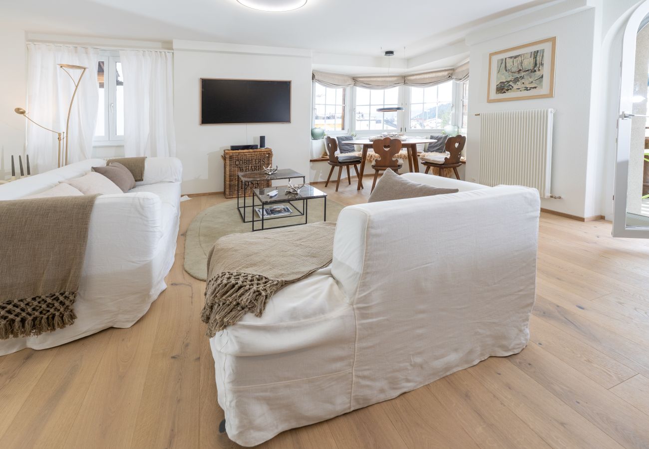 Ferienwohnung in Vaz/Obervaz - 5.5 Zimmer Wohnung für 6 Personen Bergcafé Aurora Lenzerheide