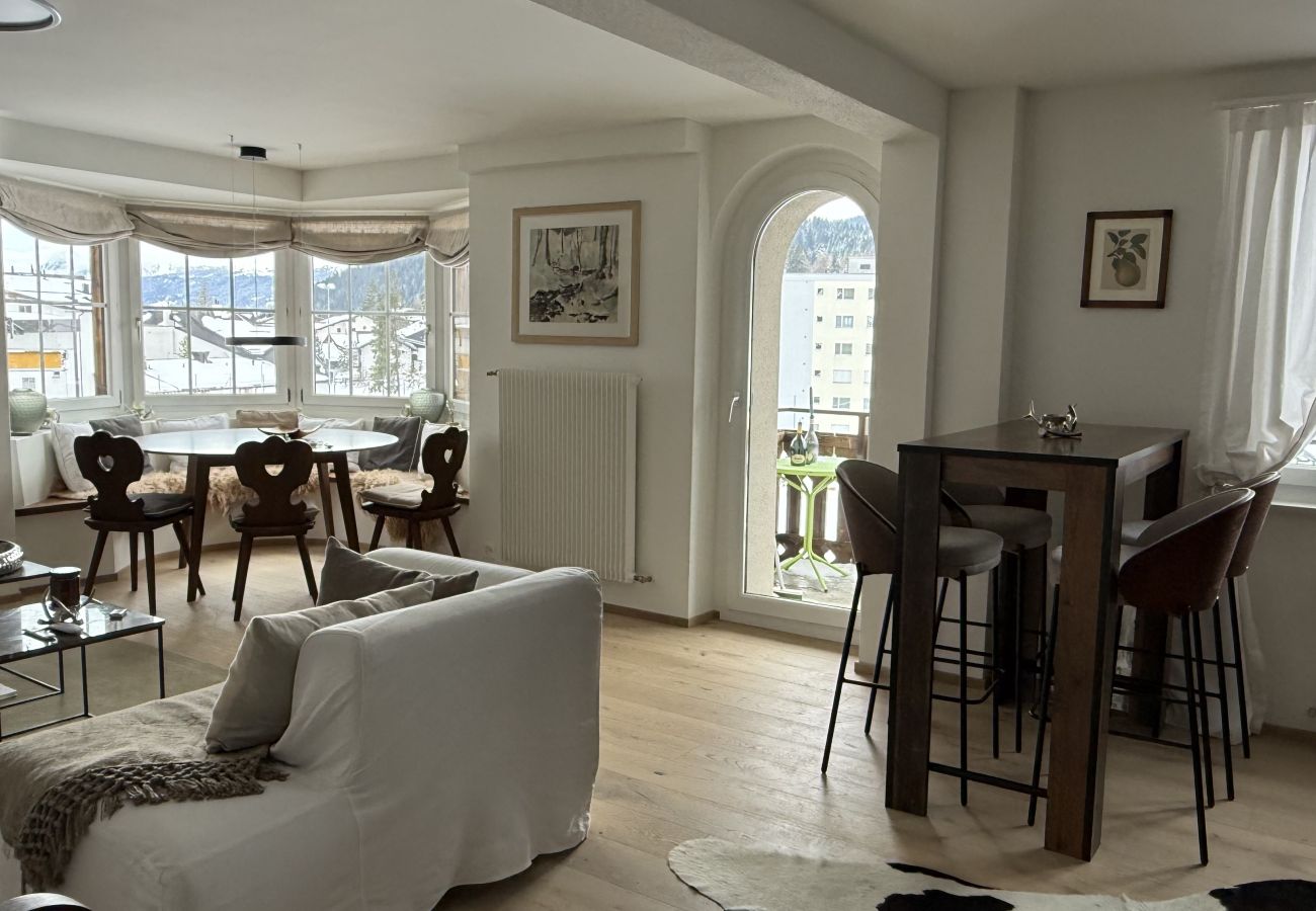 Ferienwohnung in Vaz/Obervaz - 5.5 Zimmer Wohnung für 6 Personen Bergcafé Aurora Lenzerheide