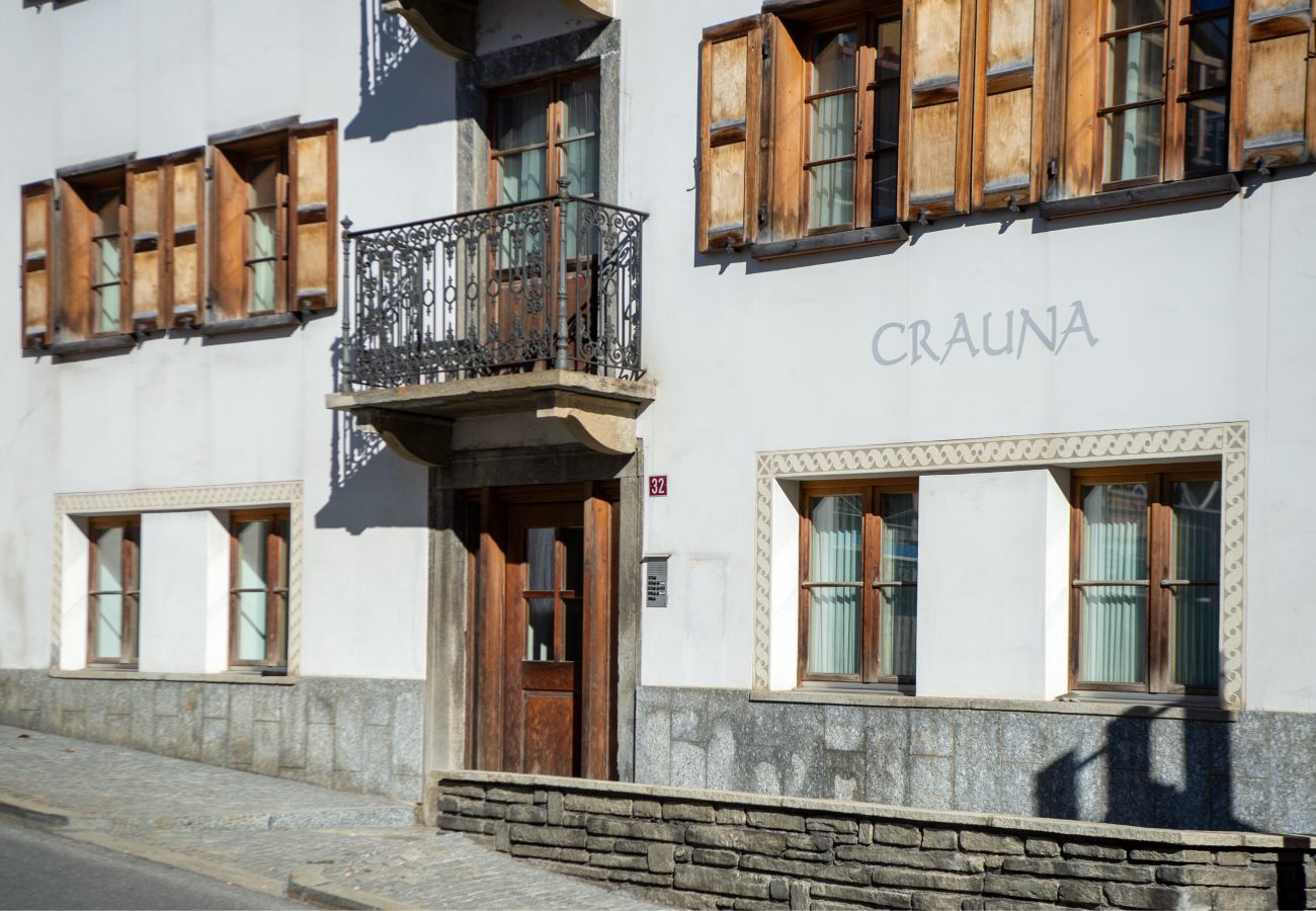 Ferienwohnung in Lantsch/Lenz - Lantsch-Lenz Dachgeschoss-Wohnung für 7 Personen Crauna 