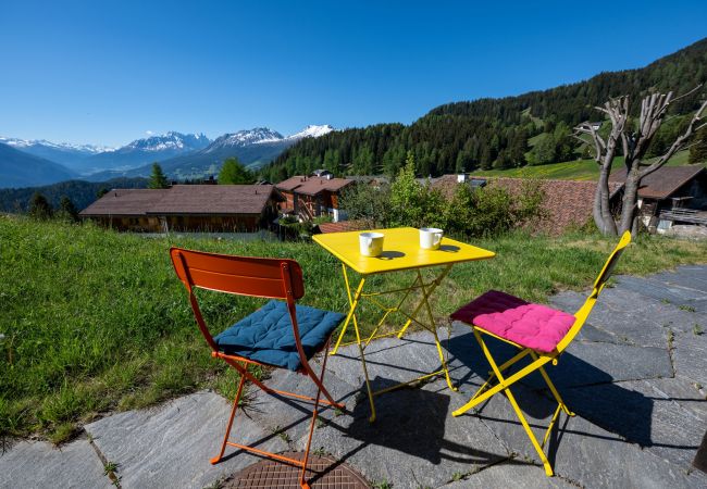 Ferienwohnung in Lenzerheide/Lai - Charmantes Maiensäss Wohnung mit Sauna