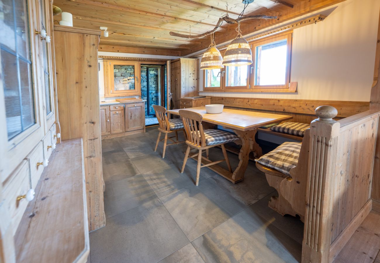 Ferienwohnung in Lenzerheide/Lai - Charmantes Maiensäss Wohnung mit Sauna