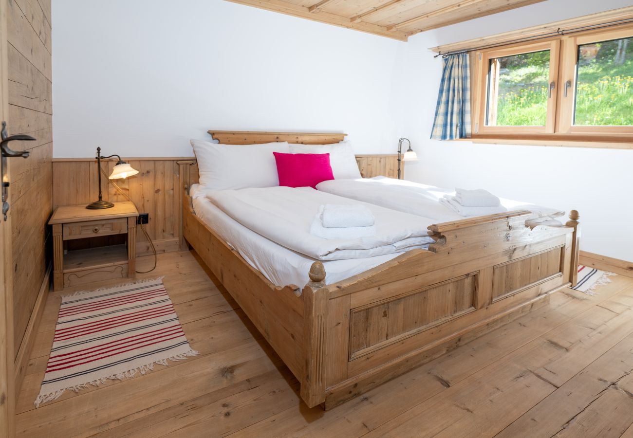 Ferienwohnung in Lenzerheide/Lai - Charmantes Maiensäss Wohnung mit Sauna