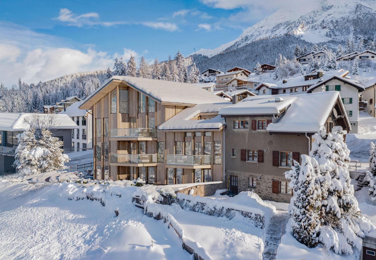 Ferienwohnung in Lenzerheide/Lai - Lenzerheide Luxus: Spa-Dusche, Bergblick