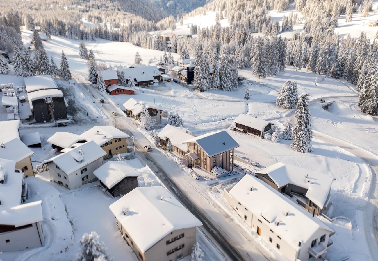 Ferienwohnung in Lenzerheide/Lai - Lenzerheide Luxus: Spa-Dusche, Bergblick