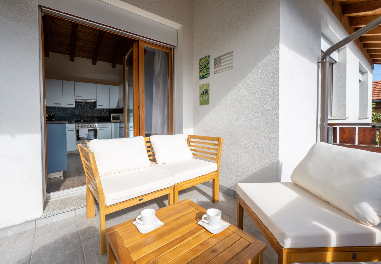 Ferienhaus in Malix - Malix: Kamin & Bergblick Apartment